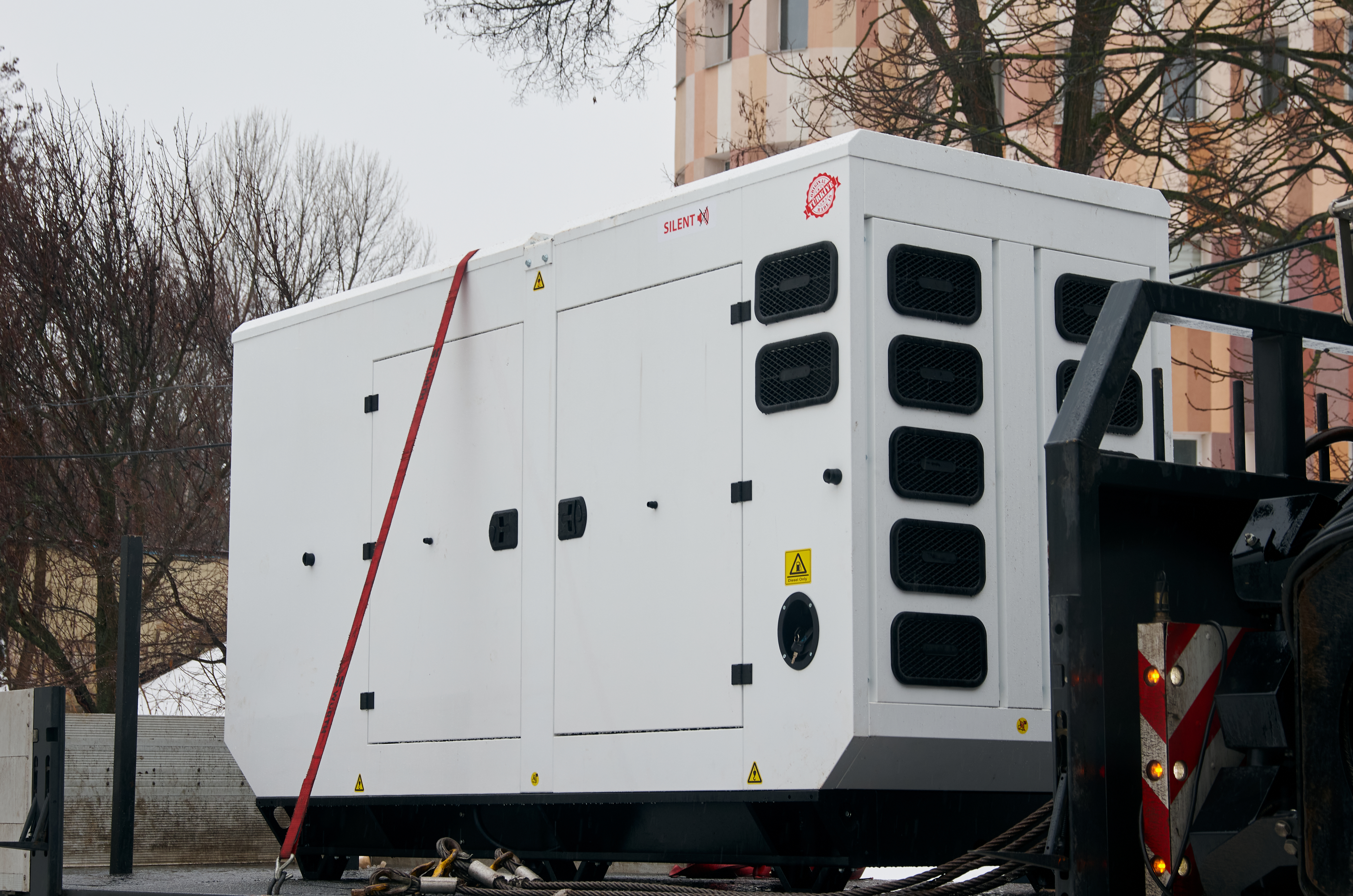 Гуманітарний фонд Сергія Притули передає чергові 104 генератори загальною потужністю 14,6 МВт для об'єктів критичної інфраструктури України в межах кампанії 