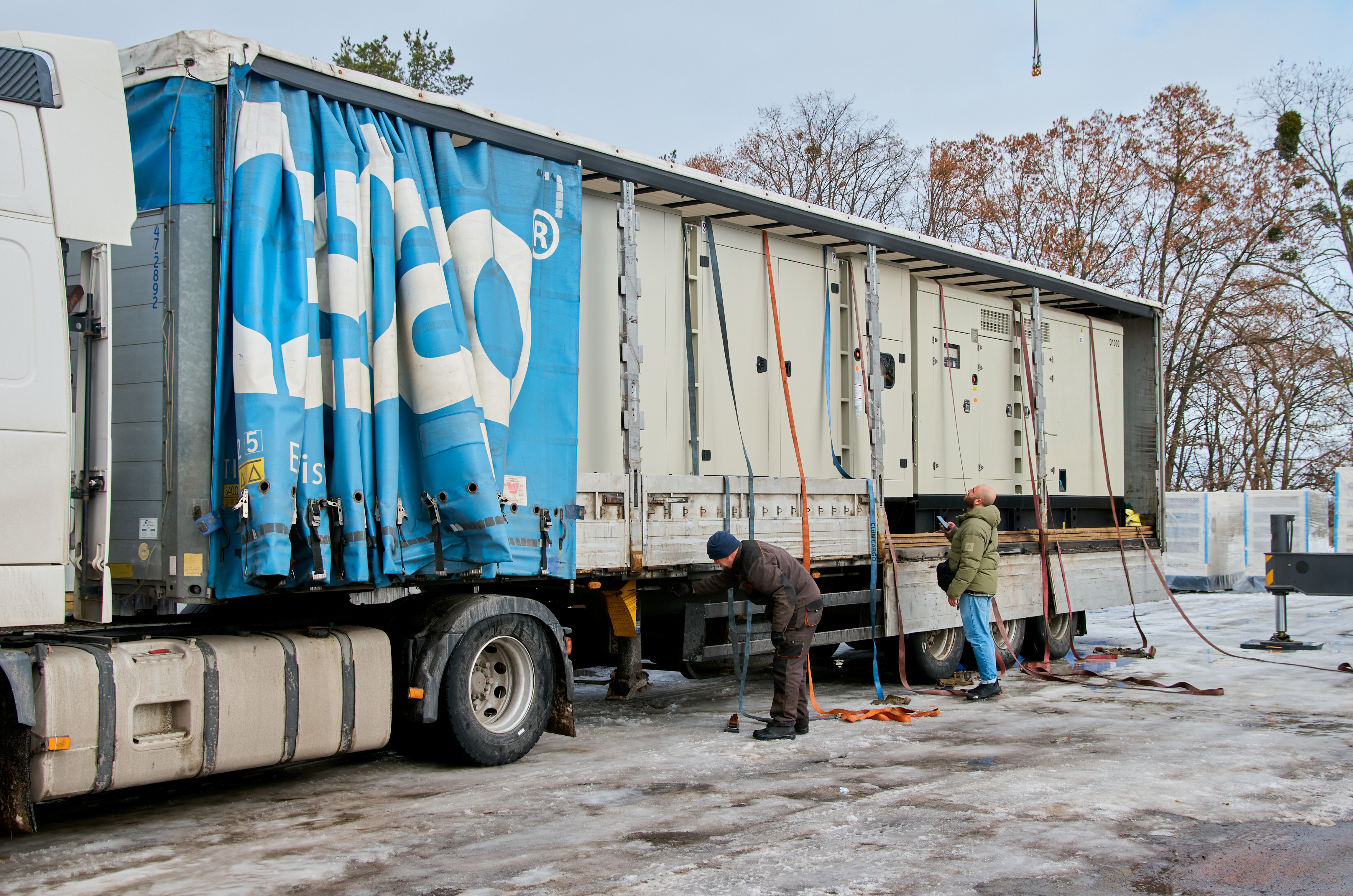 Гуманітарний фонд Сергія Притули передає чергові 104 генератори загальною потужністю 14,6 МВт для об'єктів критичної інфраструктури України в межах кампанії 