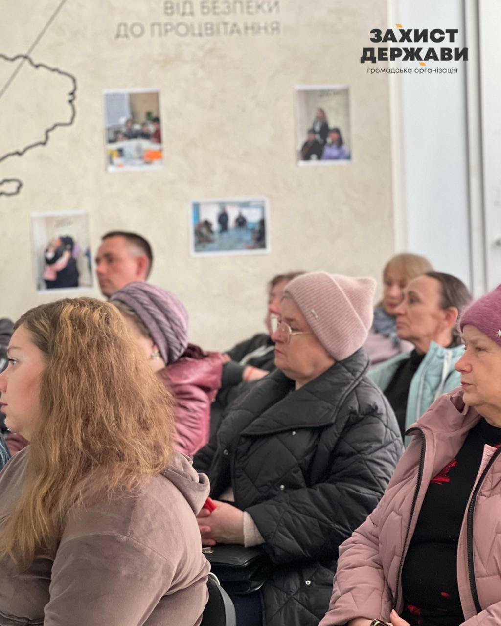 У Херсоні провели захід із мінно-вибухової обізнаності для цивільного населення