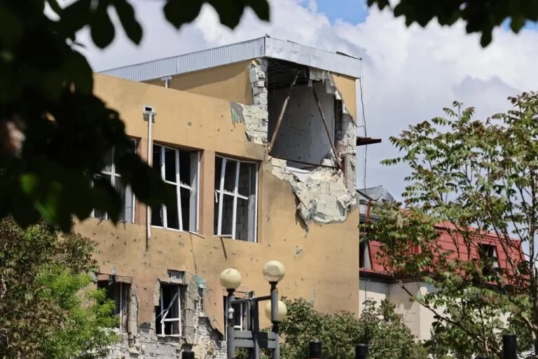 Через російські обстріли на Херсонщині минулої доби поранено 10 людей, серед них — дитина