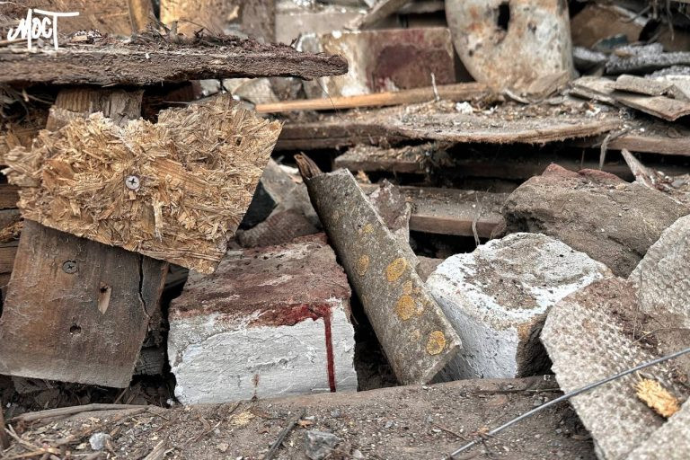 У лікарні помер чоловік, поранений під час сьогоднішнього обстрілу Корабельного району