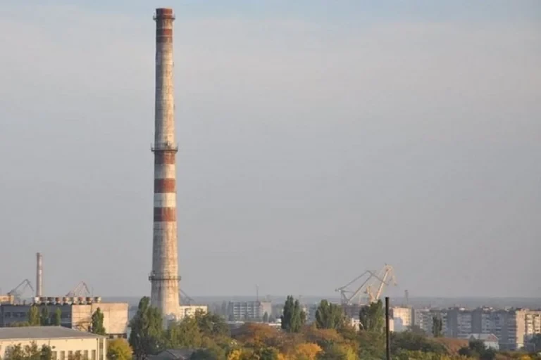 «Херсонтеплоенерго» сховало ціни, за якими купило товарів на понад 2,1 млн грн у компанії Романова