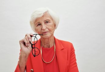 Пенсіонери цих років виходу не відчують березневого підвищення: скільки додадуть