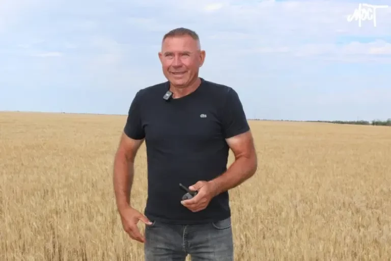 Зеленський передав Зірку Героя України сину загиблого фермера з Херсонщини