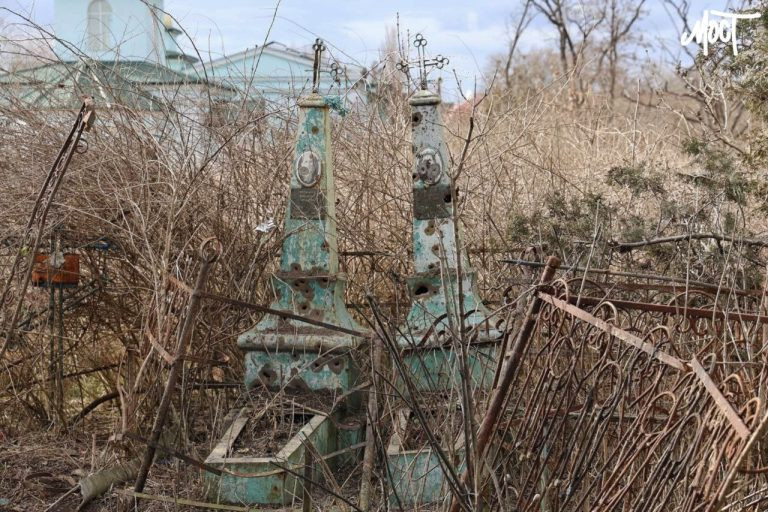 Псевдоадміністрація Херсонщини затвердила “закон” про кладовища та похоронні послуги