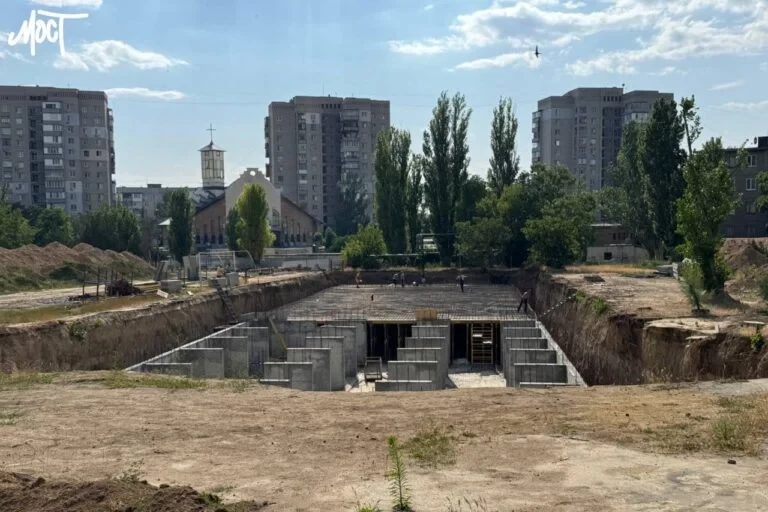 У Херсоні розслідують розкрадання 5,7 млн грн на будівництві шкільного укриття