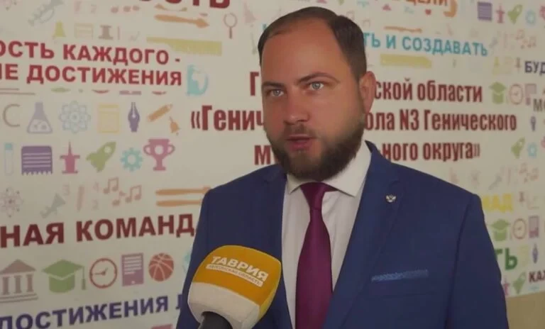 Сальдо звільнив заступника так званого міністра освіти, який “проявляв неповагу”
