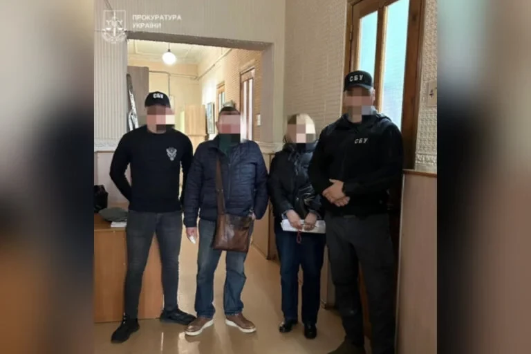 У Херсоні викрили родину, яка працювала в окупаційному міністерстві