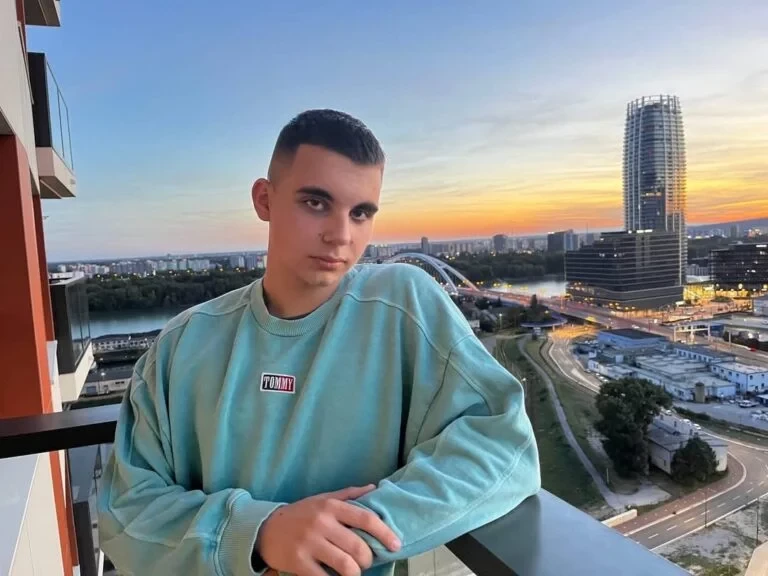 Школяр із Херсона виборов перемогу на всеукраїнській «Олімпіаді геніїв України»