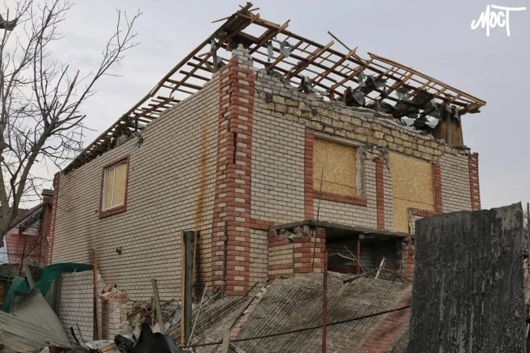 Кожен другий житель Херсона зазнав збитків через обстріли російської армії – дослідження