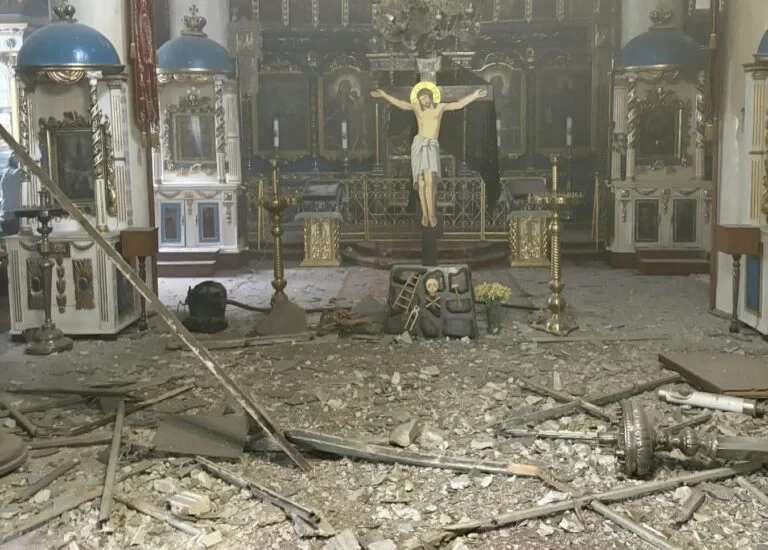 Росіяни зруйнували Греко-Софіївський храм у Херсоні (фото)