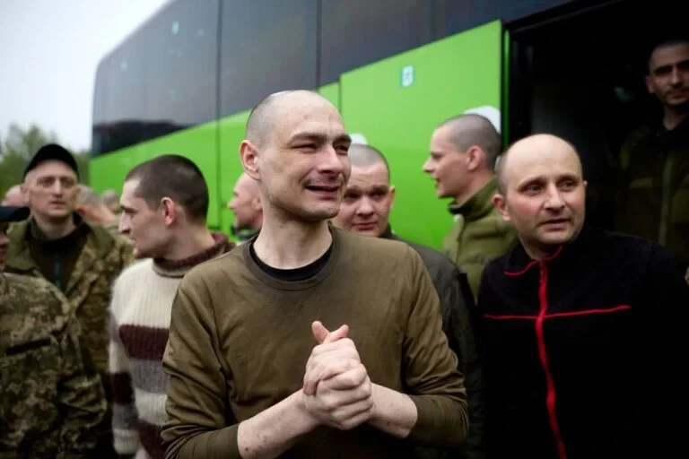 Україна повернула з полону 205 військових – серед них і захисники з Херсонського напрямку