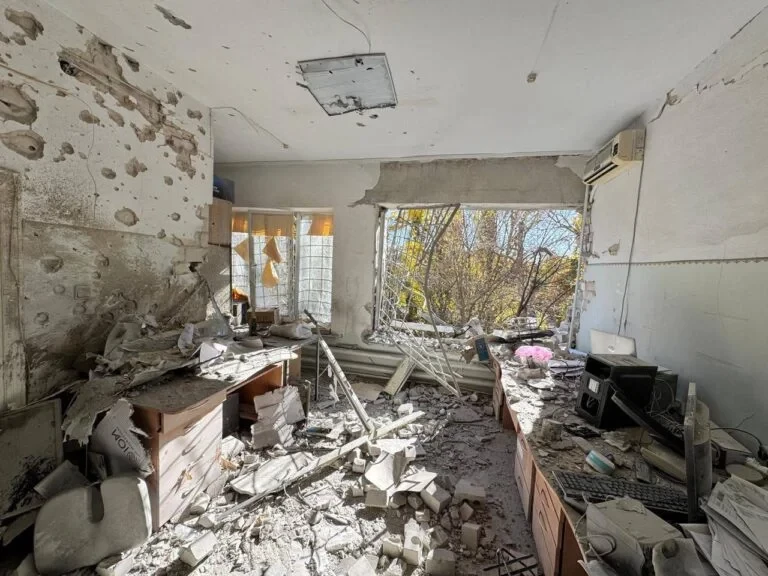 Внаслідок російських ударів по Херсонщині за добу поранено 25 людей
