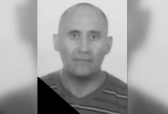 На Херсонщині попрощалися із загиблим військовим Віктором Колісніченком