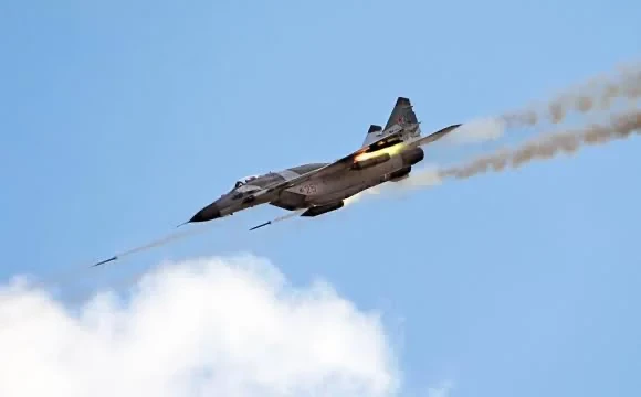 Росіяни зранку завдали 7 авіаударів по Центральному району Херсона
