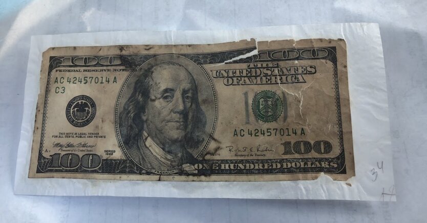 Обмін старих доларів