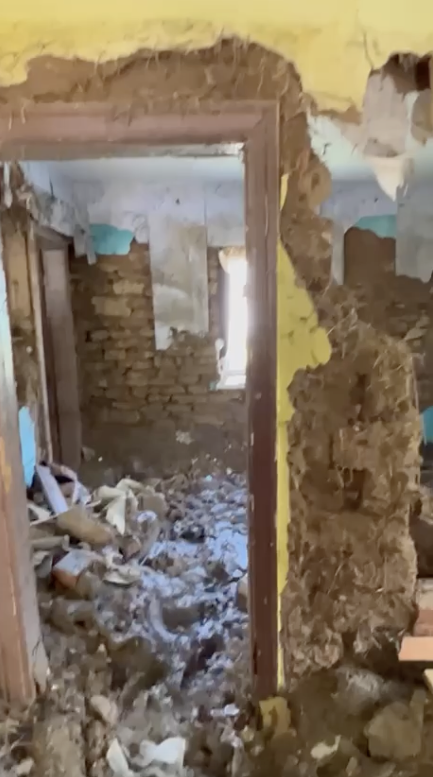 Вода знищила все: наслідки підриву Каховської ГЕС у селах Херсонщини. Відео