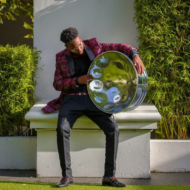 11 серпня в Україні і світі святкують Всесвітній день сталевих барабанів / © unsplash.com