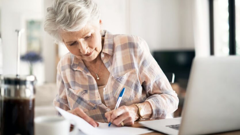 Надбавки до пенсії / Фото: Freepik