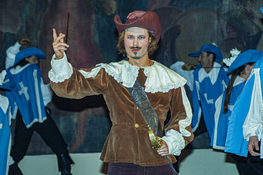 Сергій Михайловський у виставі «Д'Артаньян і три мушкетери»