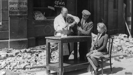 Під час війни в Англії деякі господарі рятували своїх улюбленців