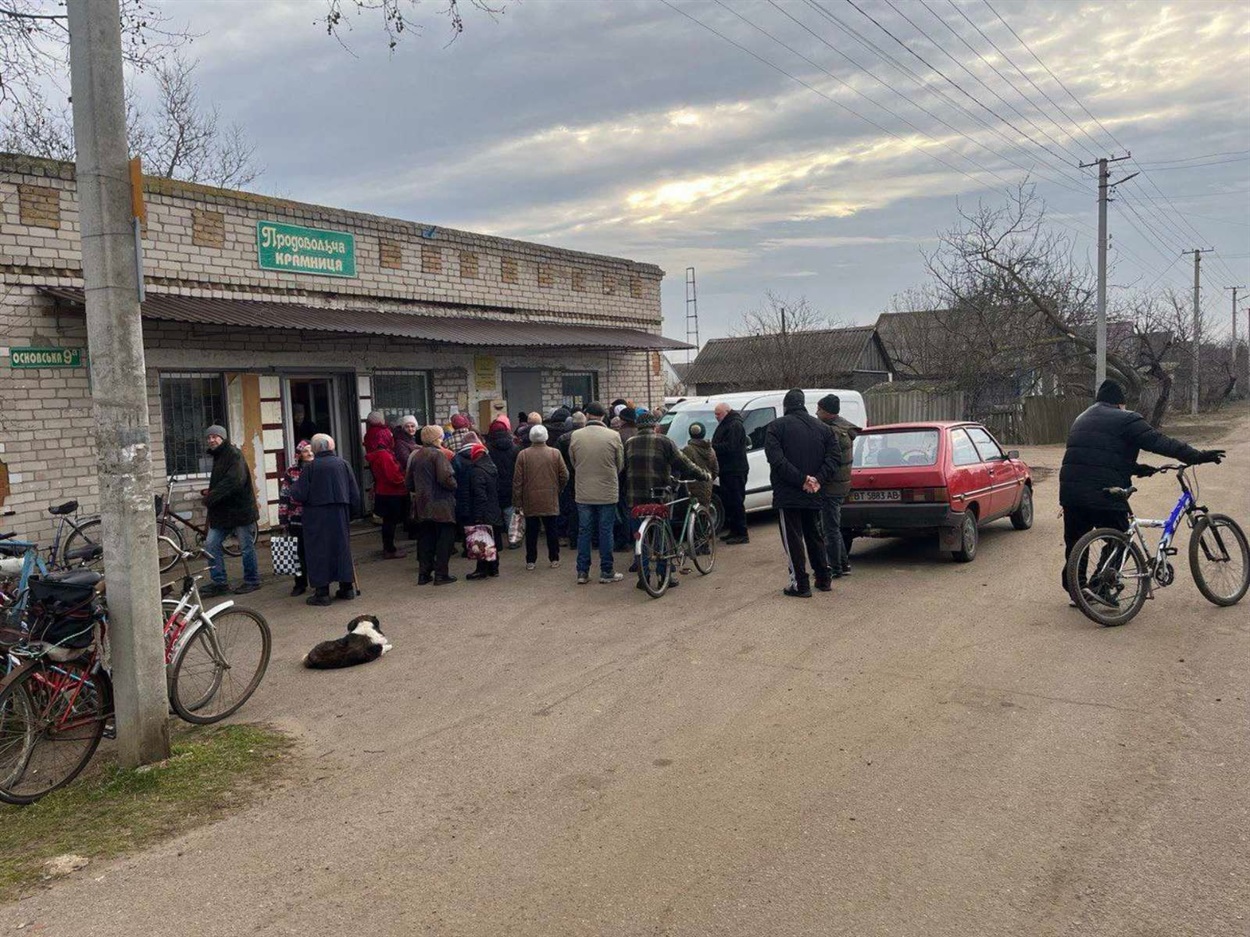 Черга за пенсією в окупації