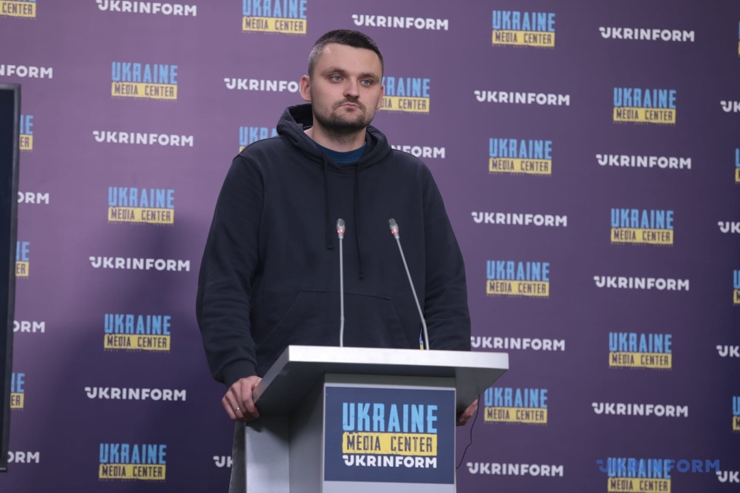 Артем Старосєк Артем Старосєк