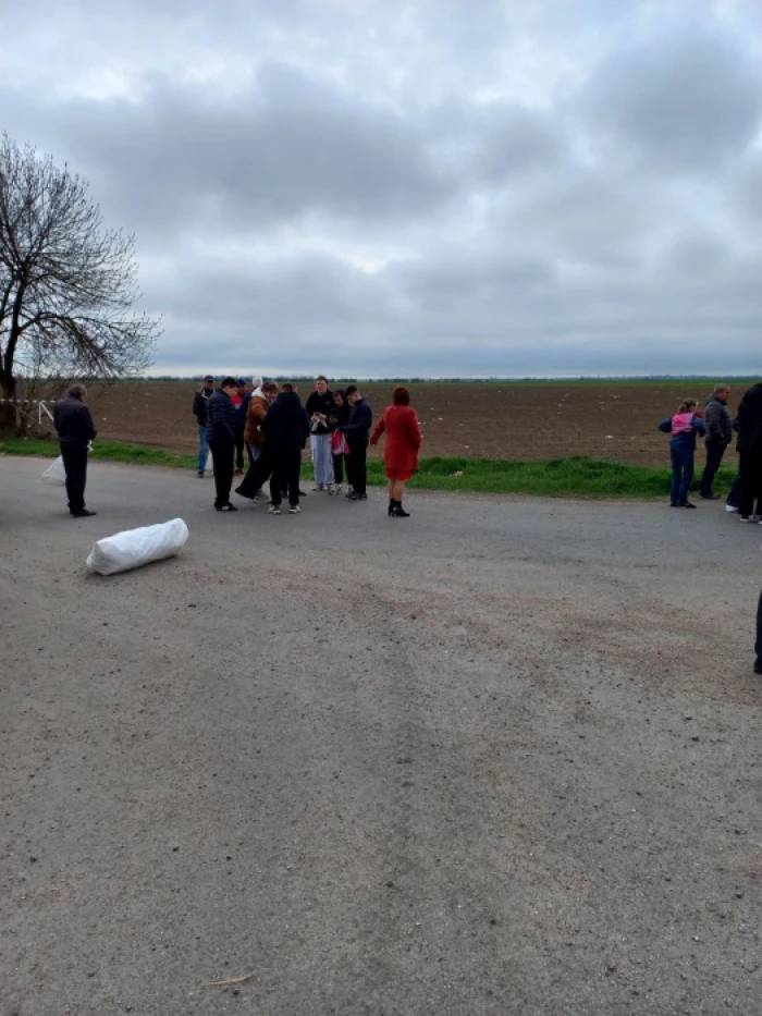 Прибирання у Скадовську 3 квітня 2025 року / Фото окупаційних медіа