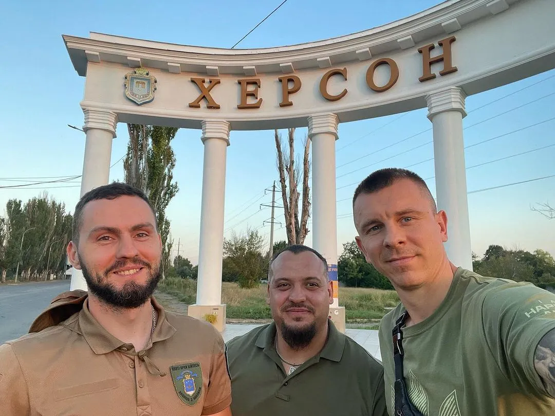 "Росія б'є з гармат. У вас є 10 секунд до прильоту". Український футболіст – про ситуацію у Херсоні