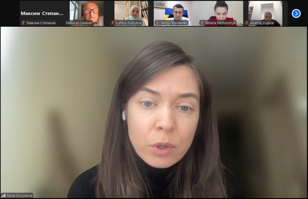 Як у Криму переслідують журналістів та що робити для їх звільнення? Відповіді шукали учасники правозахисного форуму НСЖУ 24 Як у Криму переслідують журналістів та що робити для їх звільнення? Відповіді шукали учасники правозахисного форуму НСЖУ 7