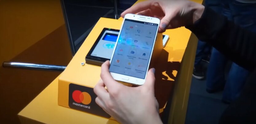 Оплата онлайн в Украине,ПриватБанк,Онлайн-банкинг в Украине,Monobank