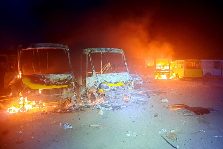 Наслідки чергової масованої атаки ворога на Херсонщину 09 Наслідки чергової масованої атаки ворога на Херсонщину 09