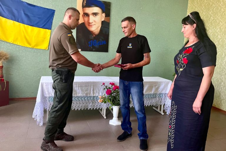 Військового з Херсонщини посмертно нагороджено орденом “За мужність”