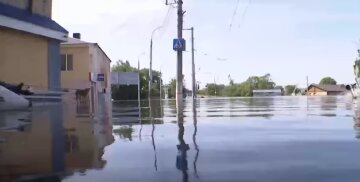 Херсон, підрив Каховської ГЕС