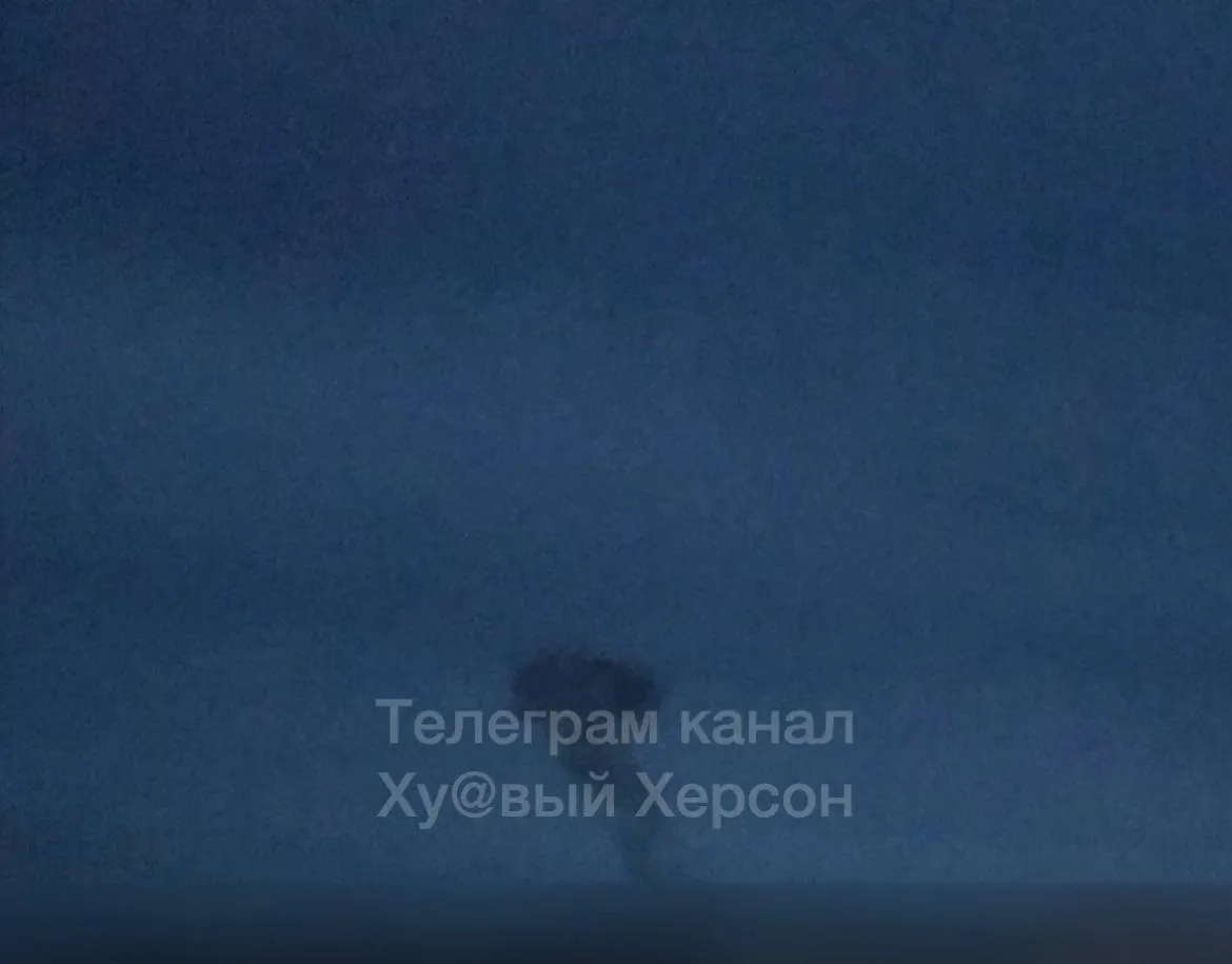 У Херсоні пролунав потужний вибух: є ймовірність влучання ворожого "Іскандера"