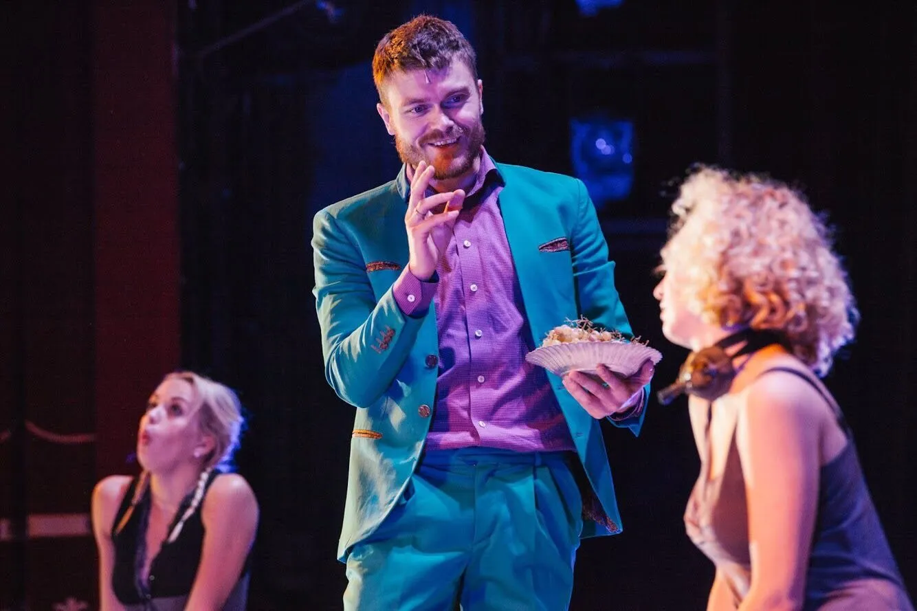 "У мене немає ненависті до ворога". Актор і боєць ЗСУ Павло Алдошин про російську мову на фронті, "ракову пухлину" України та зрадників із рідного Генічеська