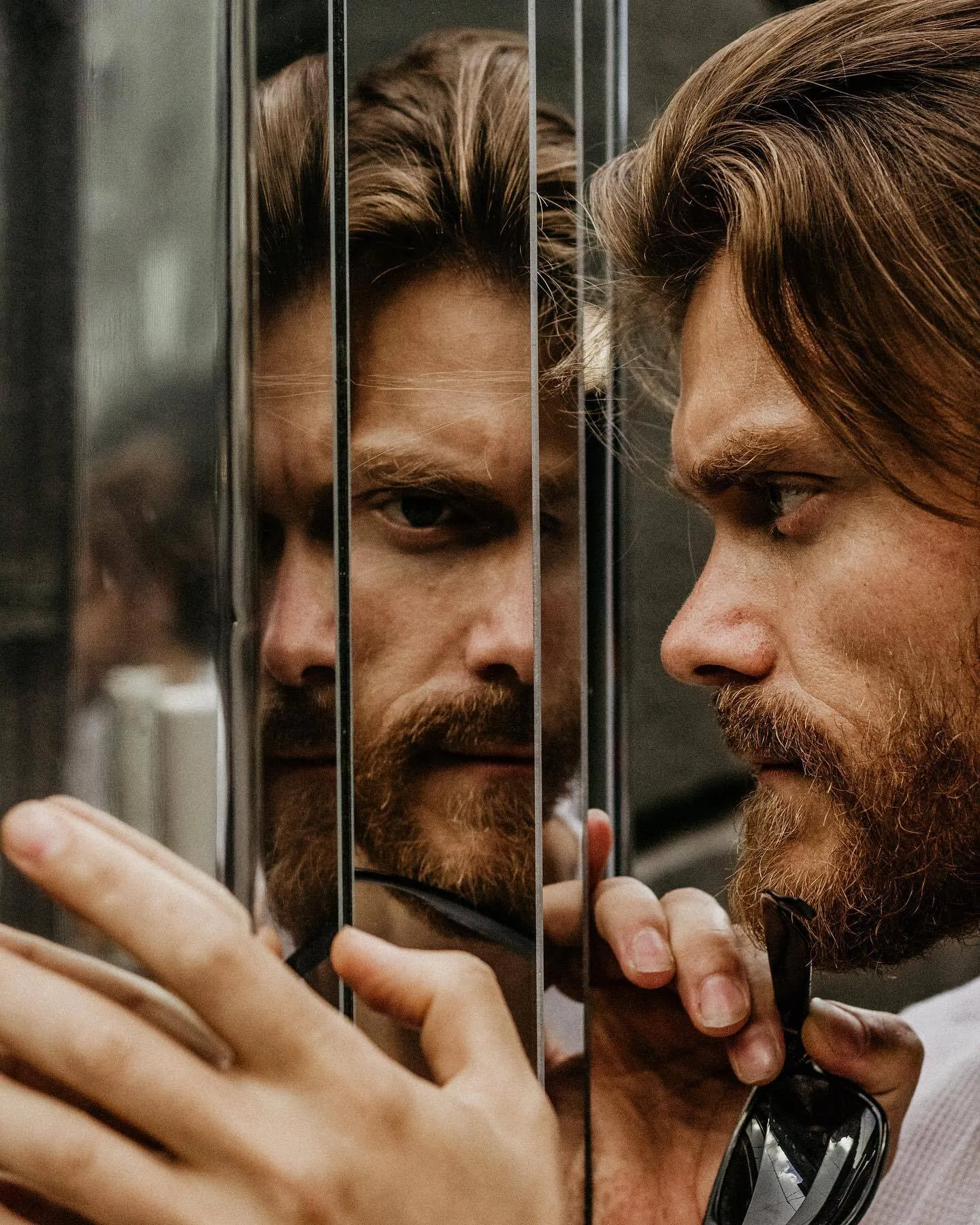 "У мене немає ненависті до ворога". Актор і боєць ЗСУ Павло Алдошин про російську мову на фронті, "ракову пухлину" України та зрадників із рідного Генічеська